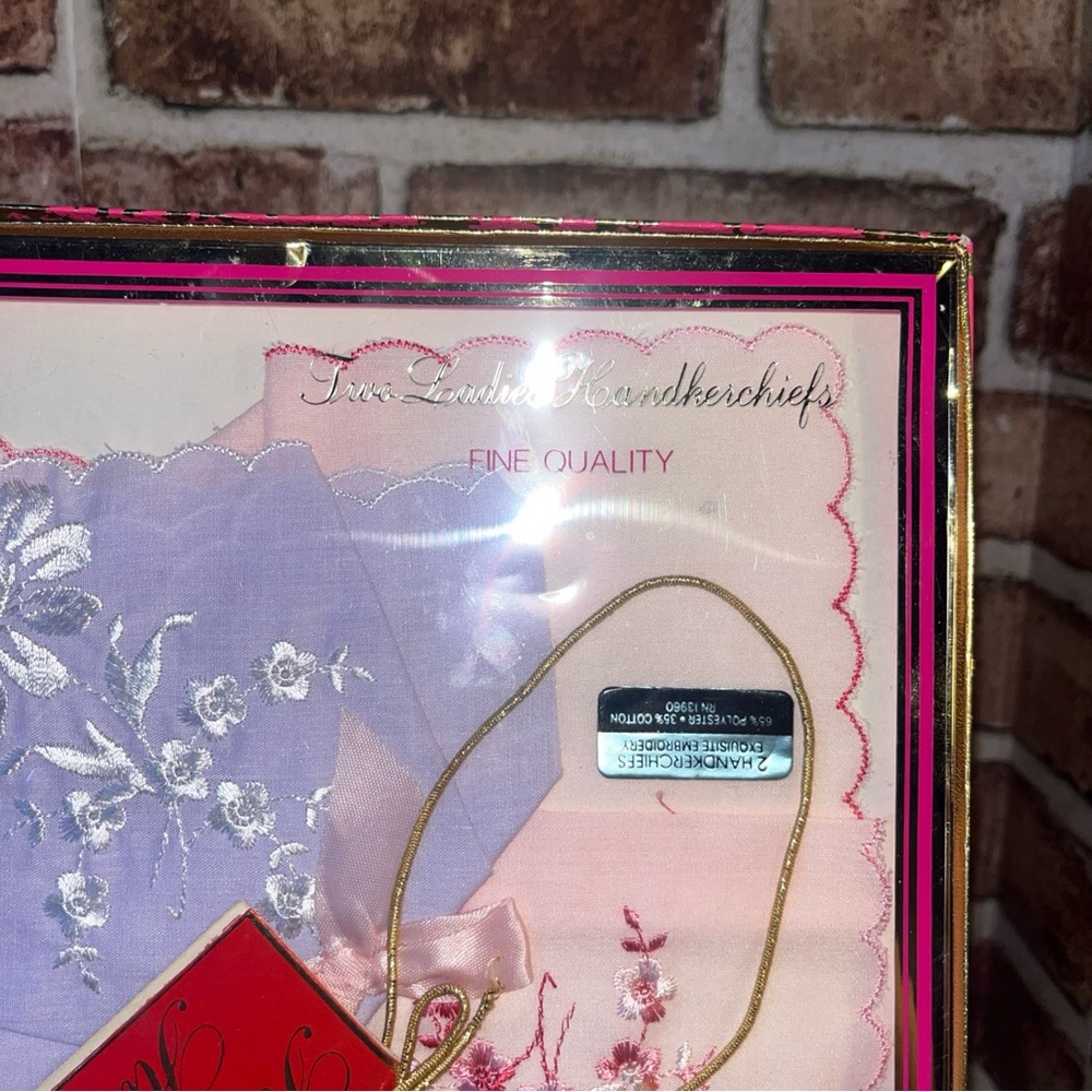Vintage Boxed Set of 2 Fancy Embroidered Handkerchiefs St Ramonse Paris - Picture 2 of 6
